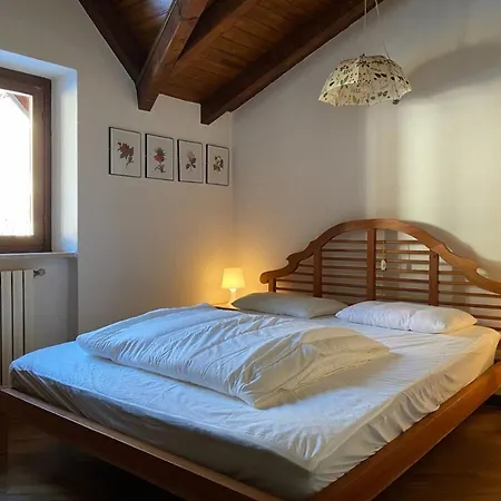 Apartment Mansarda Bucaneve *